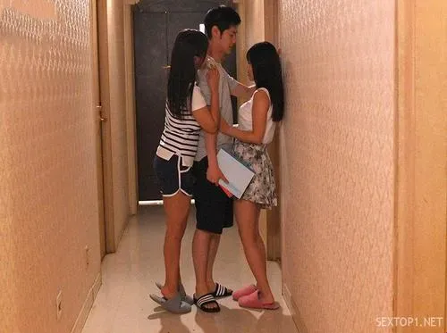 Đụ 2 cô em gái xinh đẹp trong 3 ngày bố mẹ đi vắng Vietsub